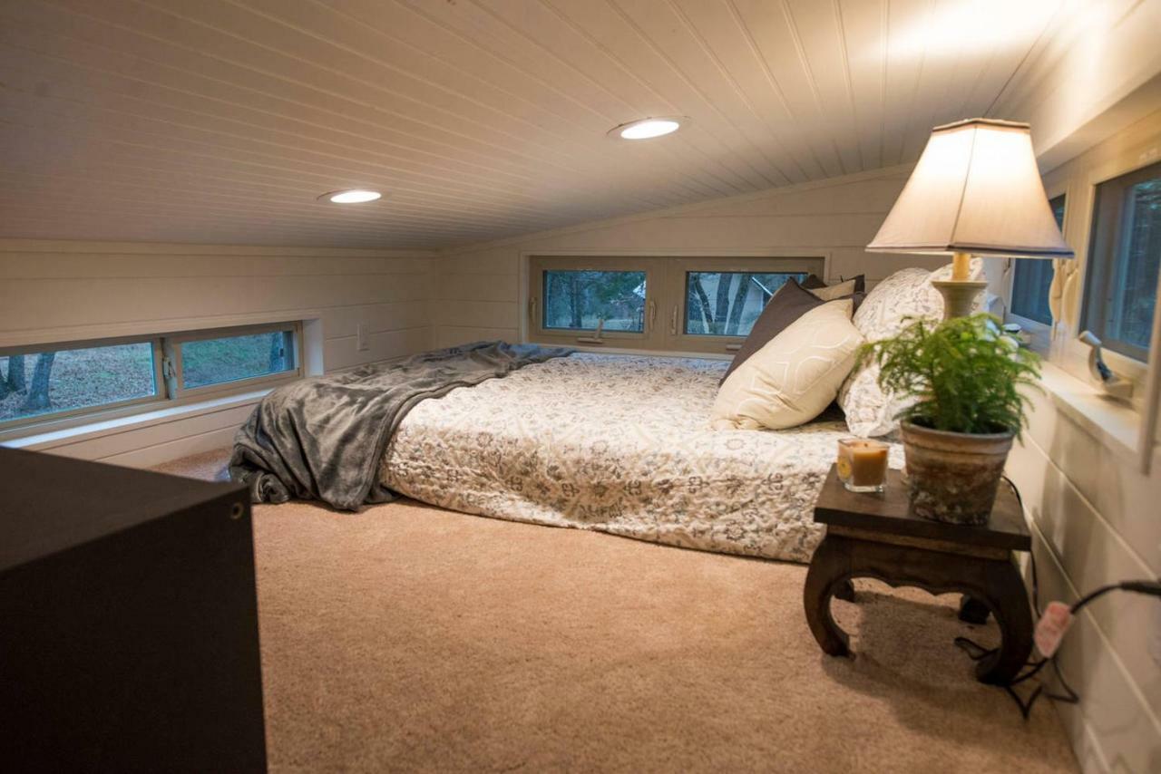 Вілла Montana Escape Elegant Tiny House In Waco Near Magnolia Екстер'єр фото